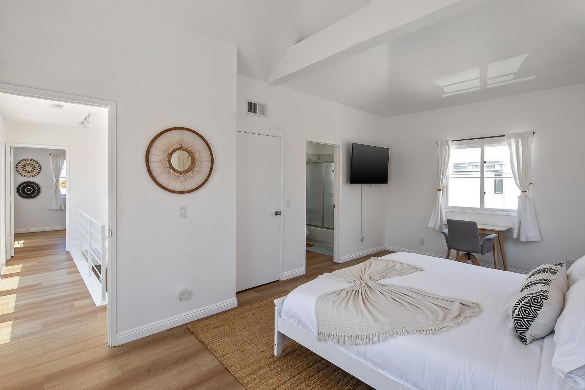 Exclusive 2bd 3ba With Balcony * Los Ángeles