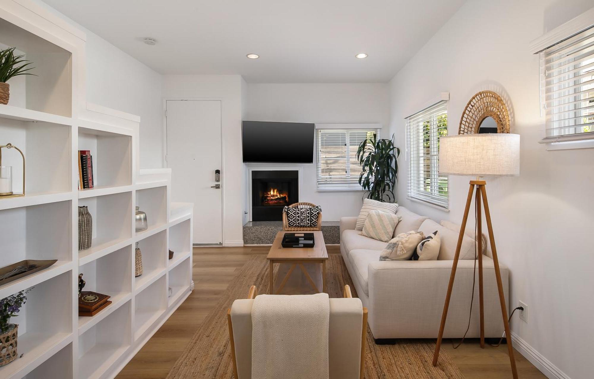 Exclusive 2bd 3ba With Balcony Сasa de vacaciones Los Ángeles